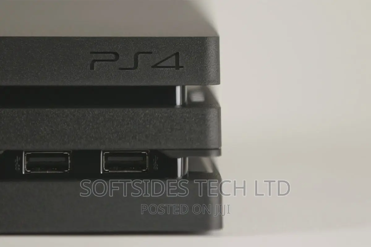 Uk Used Playstation 4 Pro With Games, 1tb and Accesories