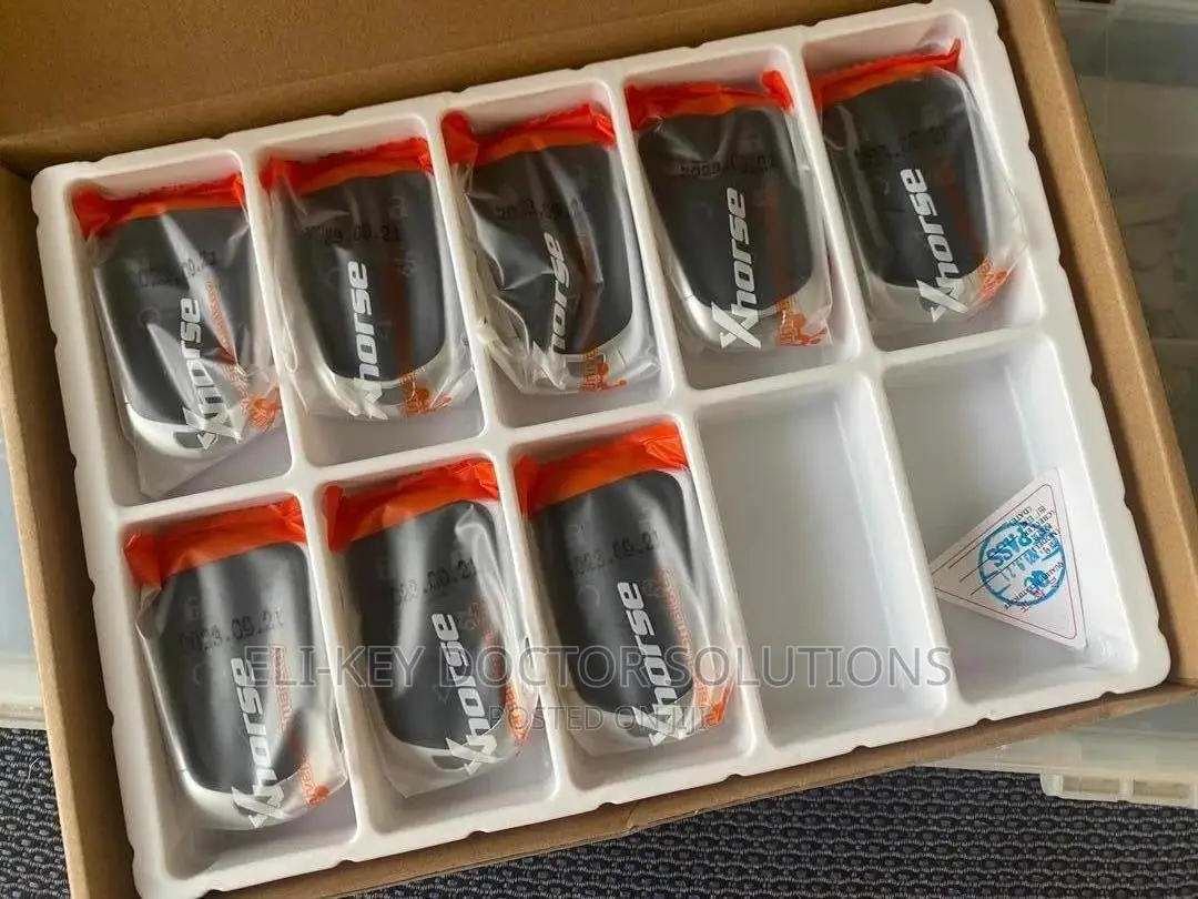 XHORSE XSCD01EN XM38 Cadilac Style Universal Smart Key 5-BTN