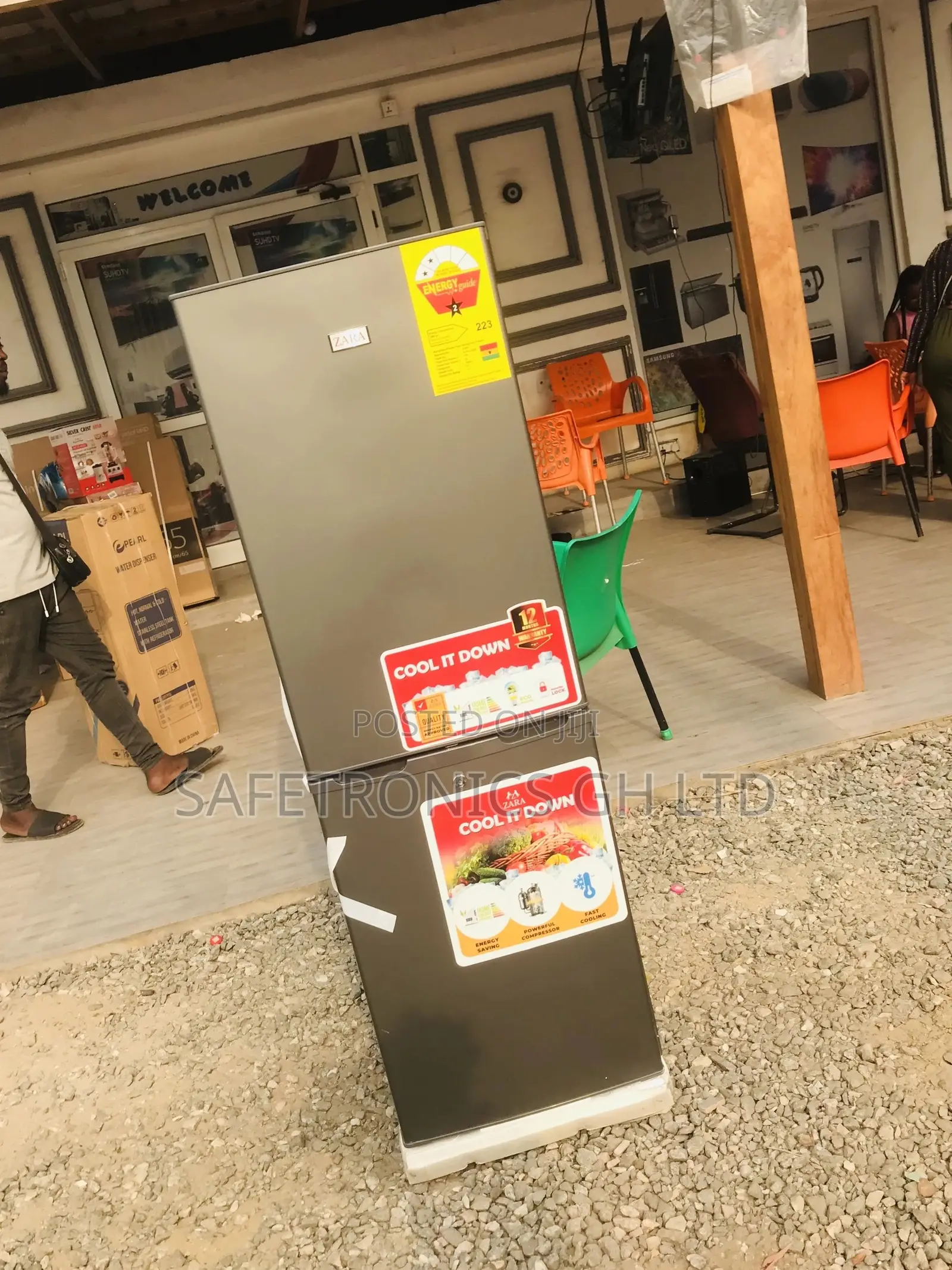 Doubledoor Pearl 140 Liters Bottomfreezer PF-200BF Fridge