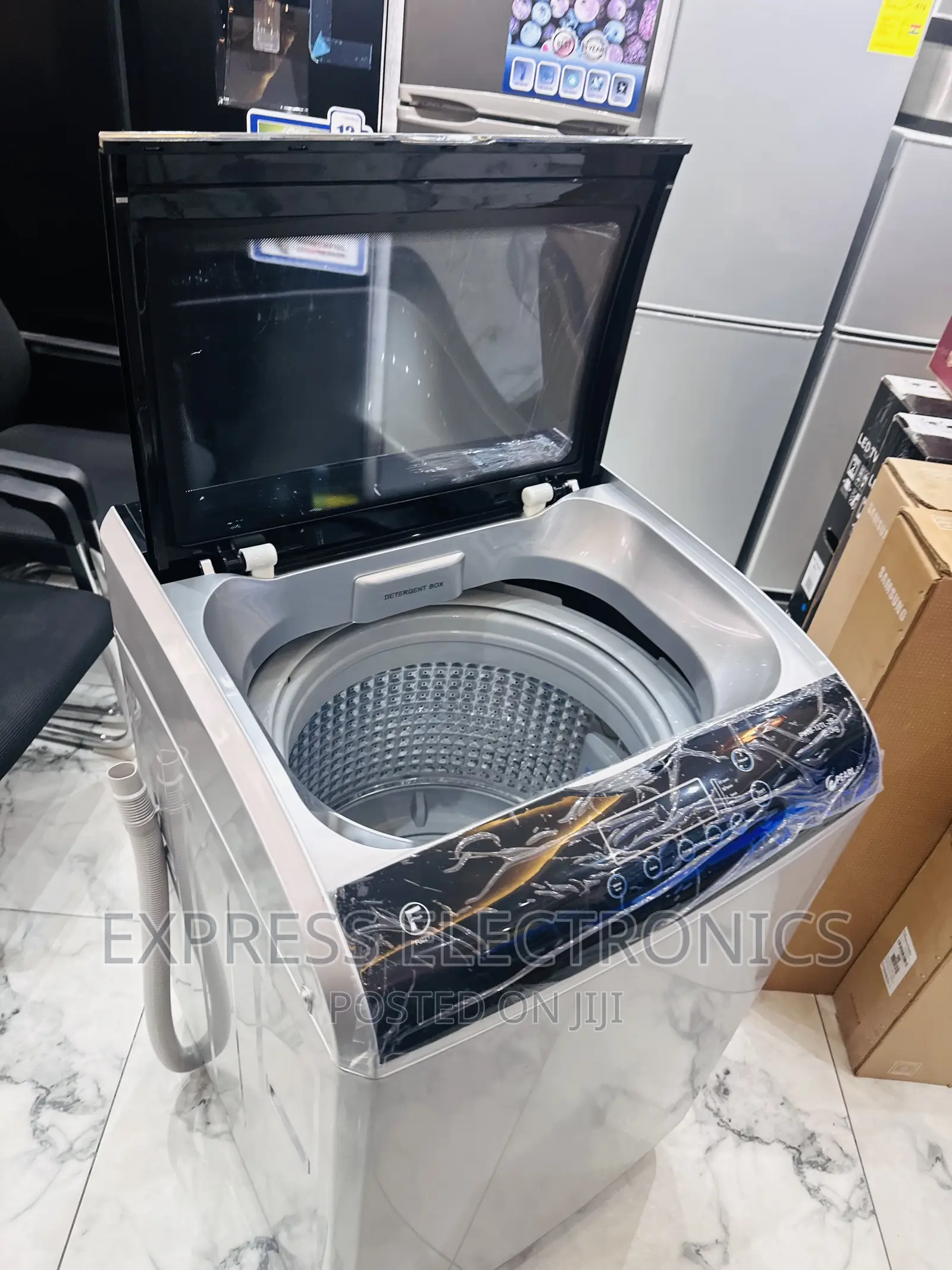 Fabulous Job Pearl PWM-12tl-2b. Washing Machine Grey