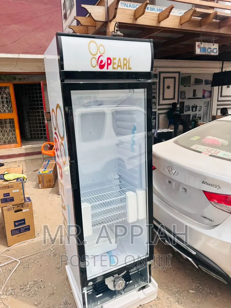 Durable and Affordable Pearl PVC-424 1door Display Fridge.