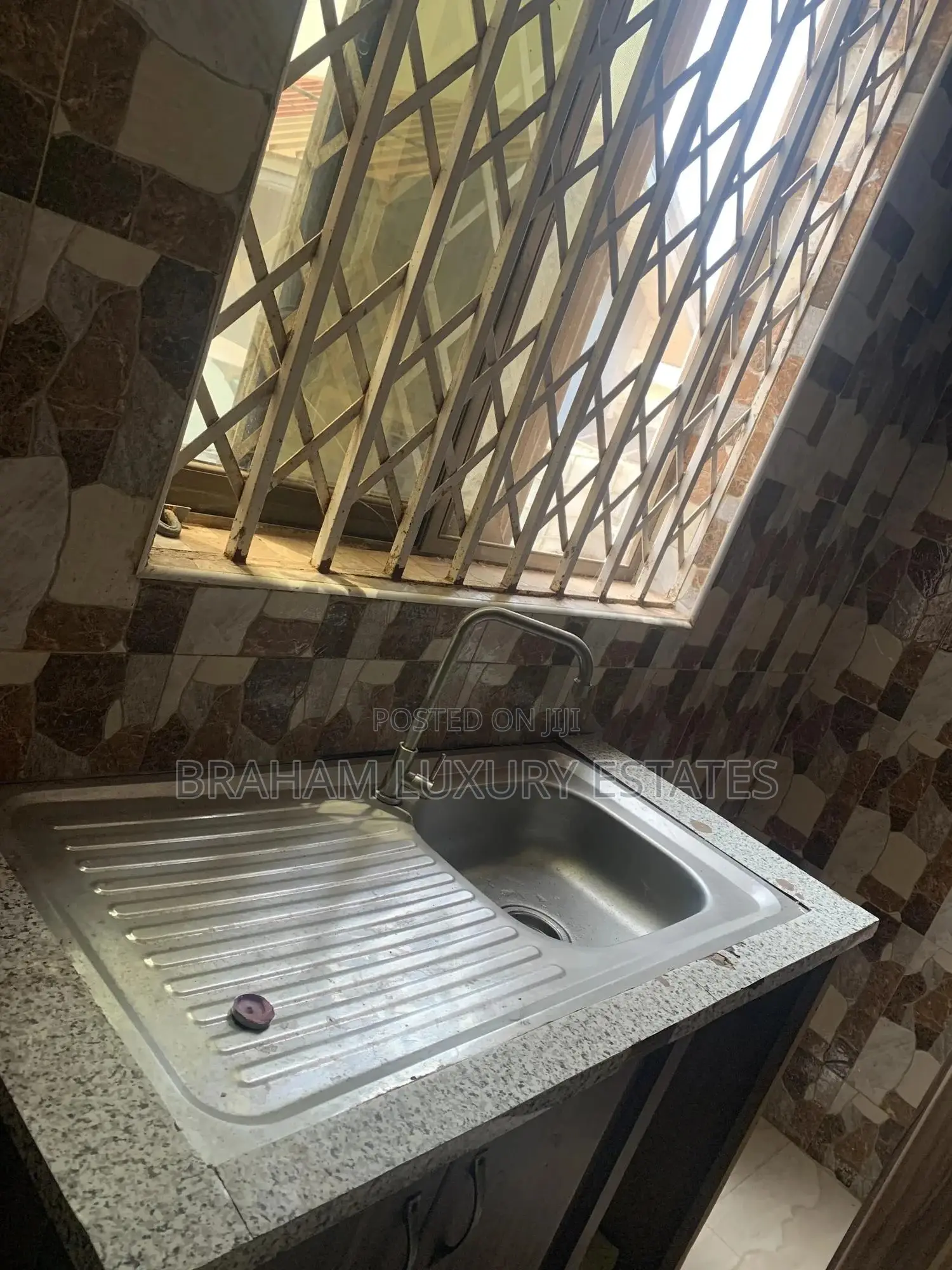 1bdrm Apartment in Nungua Maritime Area for rent