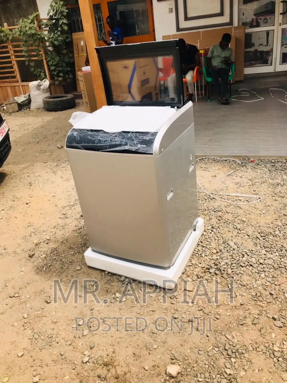 Energy Efficient TCL 7kg Full Automatic Washing Machine.