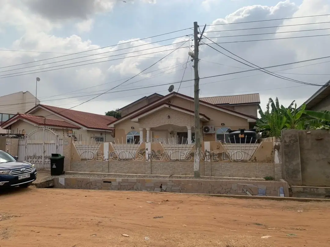 3bdrm Bungalow in De-Icons Real Estate, East Legon for sale