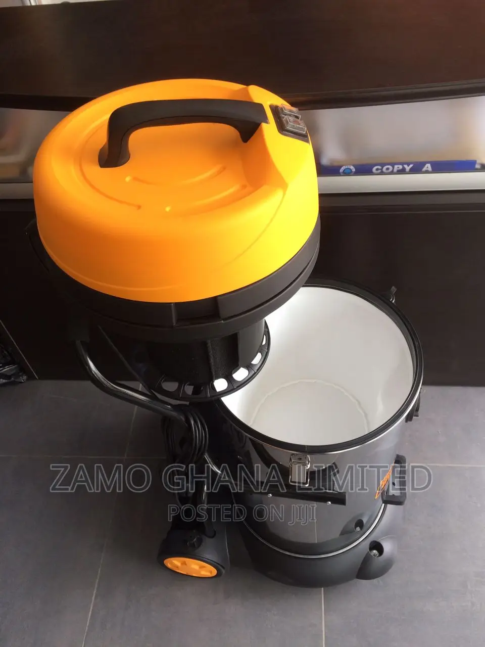 Vacuum Cleaner 75l # Vc24751