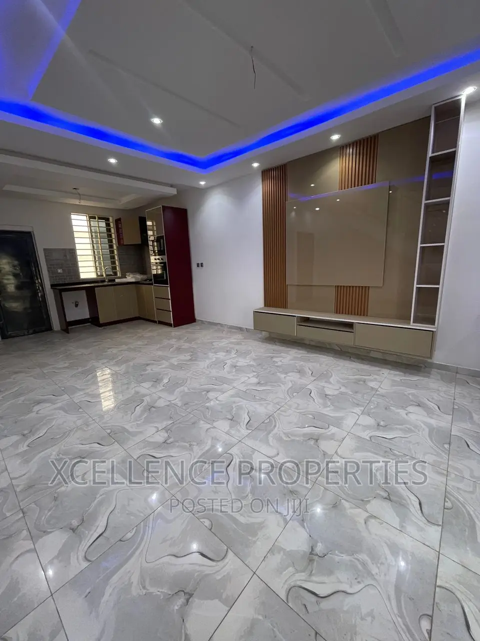 2bdrm Duplex in Xcellence Properties, School Junction for rent