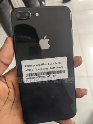Apple iPhone 8 Plus 64 GB Black