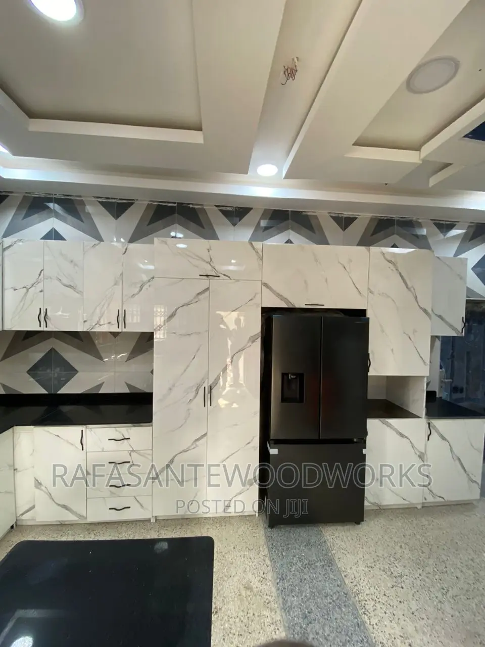 Raf Kitchen Cabinet With MDF and Laminated Plywood