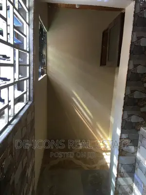 2bdrm Duplex in De-Icons Real Estate, Awutu Senya East Municipal