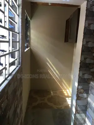 2bdrm Duplex in De-Icons Real Estate, Awutu Senya East Municipal