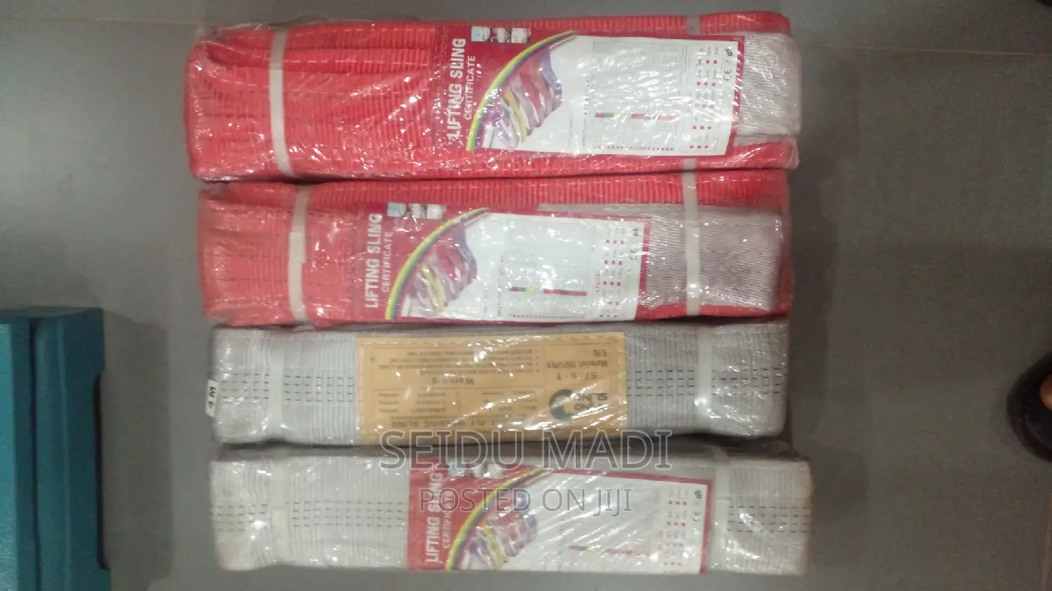Webbing Sling for Lifting Heavy Items.