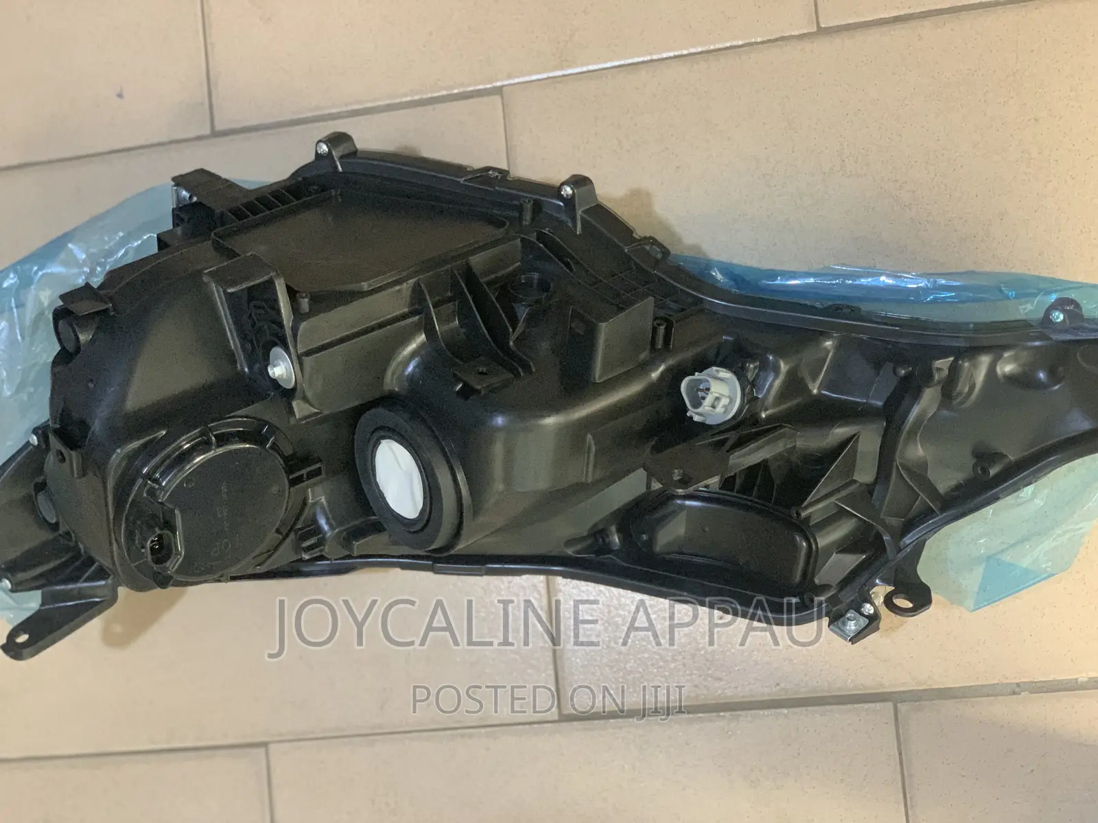 RAV4 2015 Head Light Pair