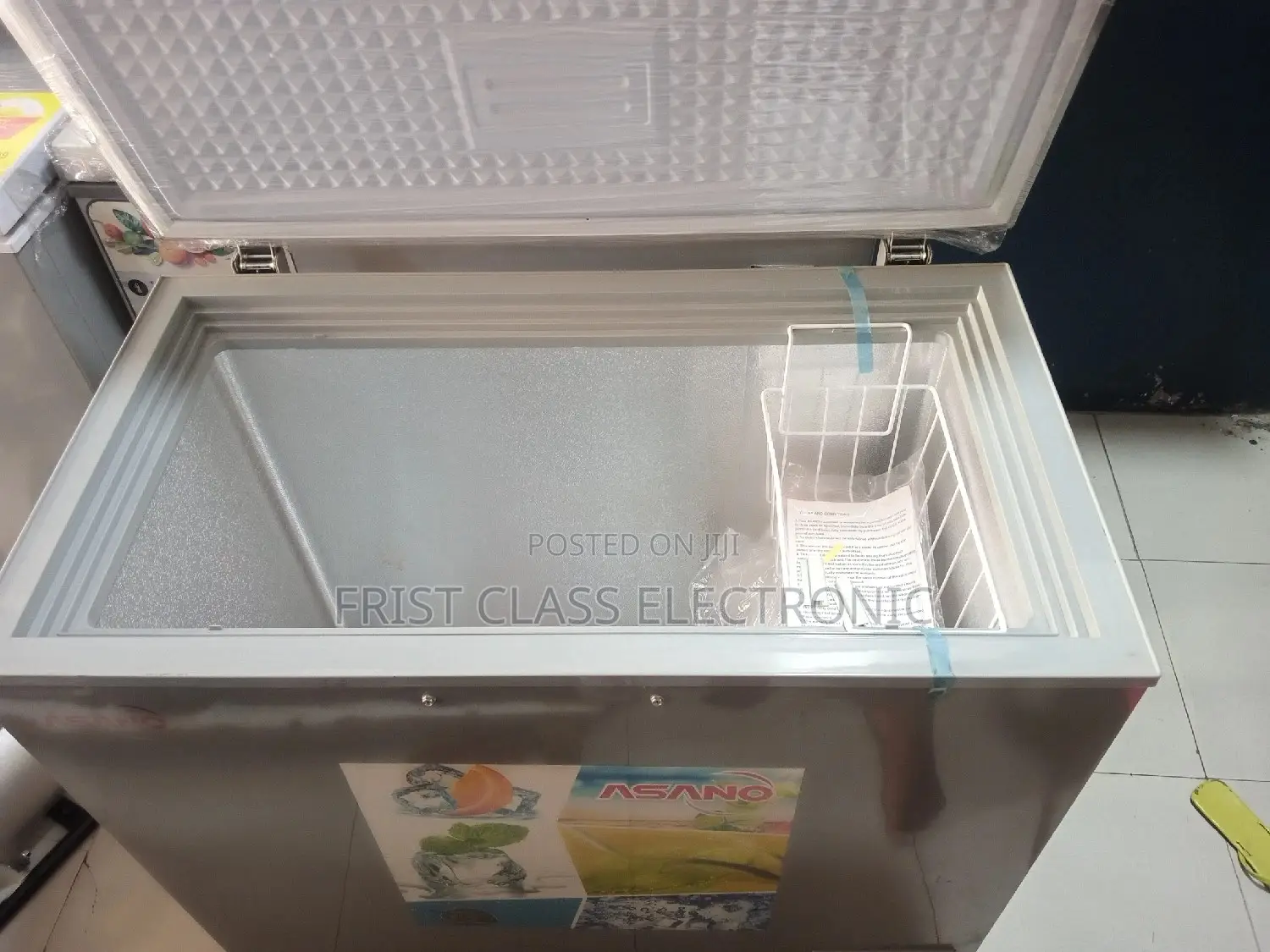 Asano Chest Freezer 200litres