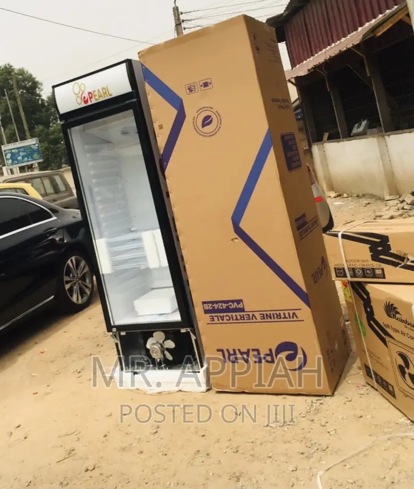 Anti-Rust Pearl PVC-424 Single Door Beverage Cooler.
