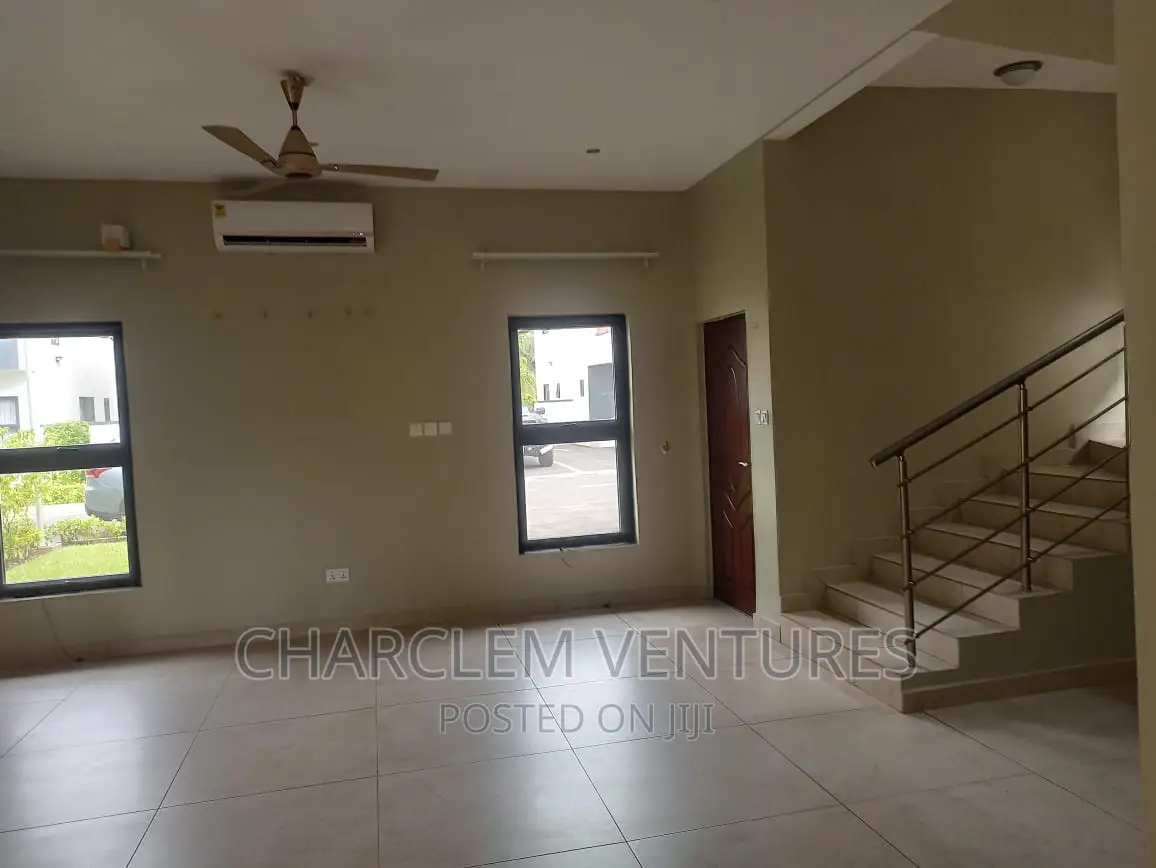 3bdrm House in Charclem Ventures, North Legon for sale