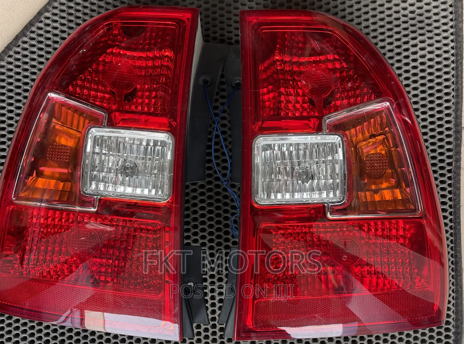 Kia Sportage Headlights Taillights 2009,2010,2011,2012,2013