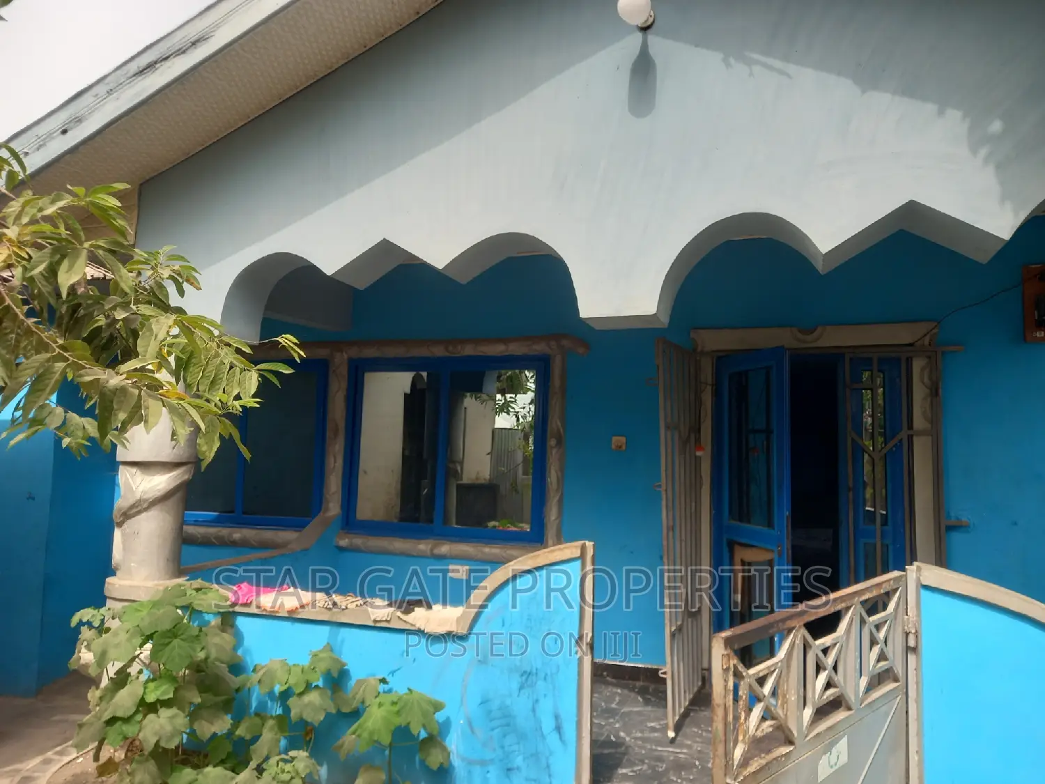 5bdrm House in Ejisu Edwinease for sale