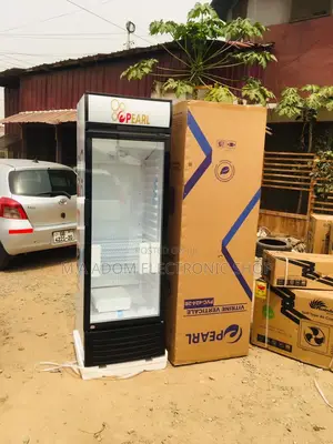 Brand New Pearl PVC-424 Single Door Display Fridge.