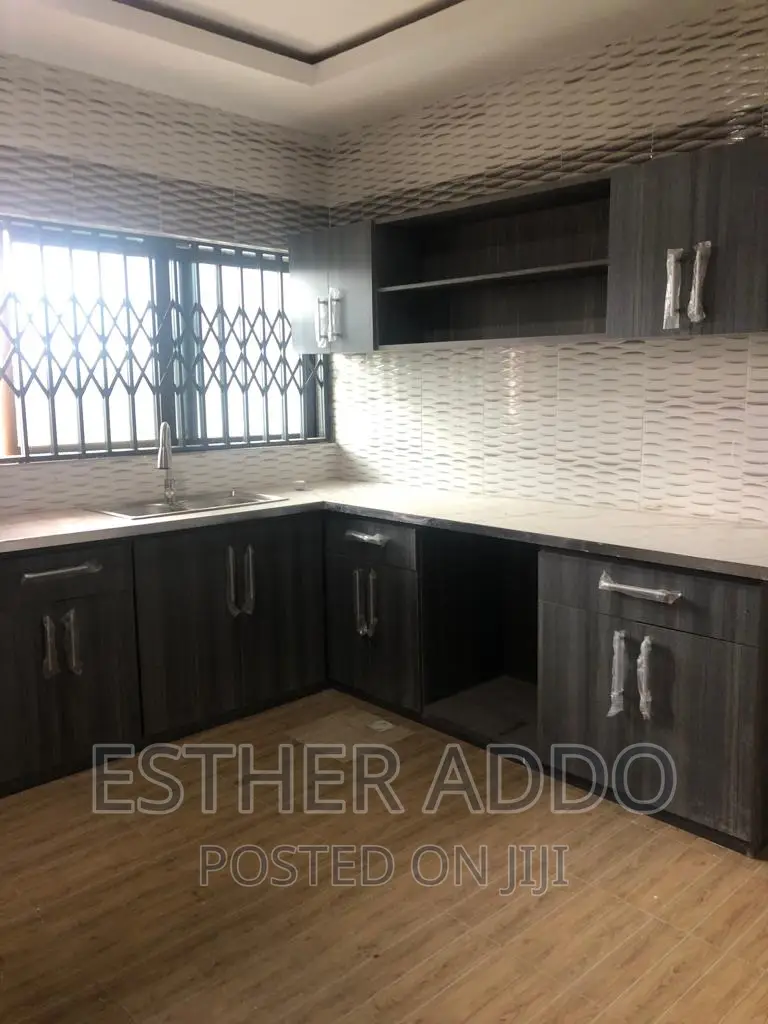2bdrm Apartment in Ashaley Botwe for rent