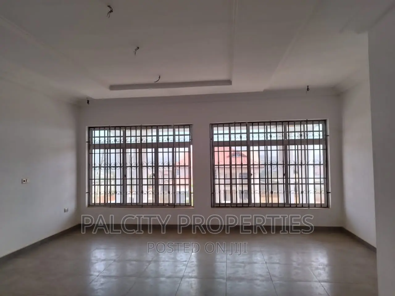 5bdrm House in Diamond Hills, Kumasi Metropolitan for sale