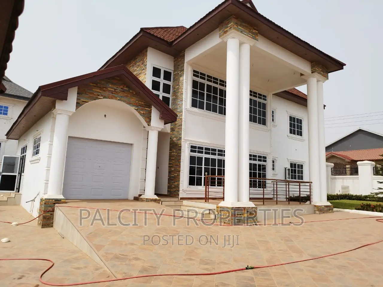 5bdrm House in Diamond Hills, Kumasi Metropolitan for sale