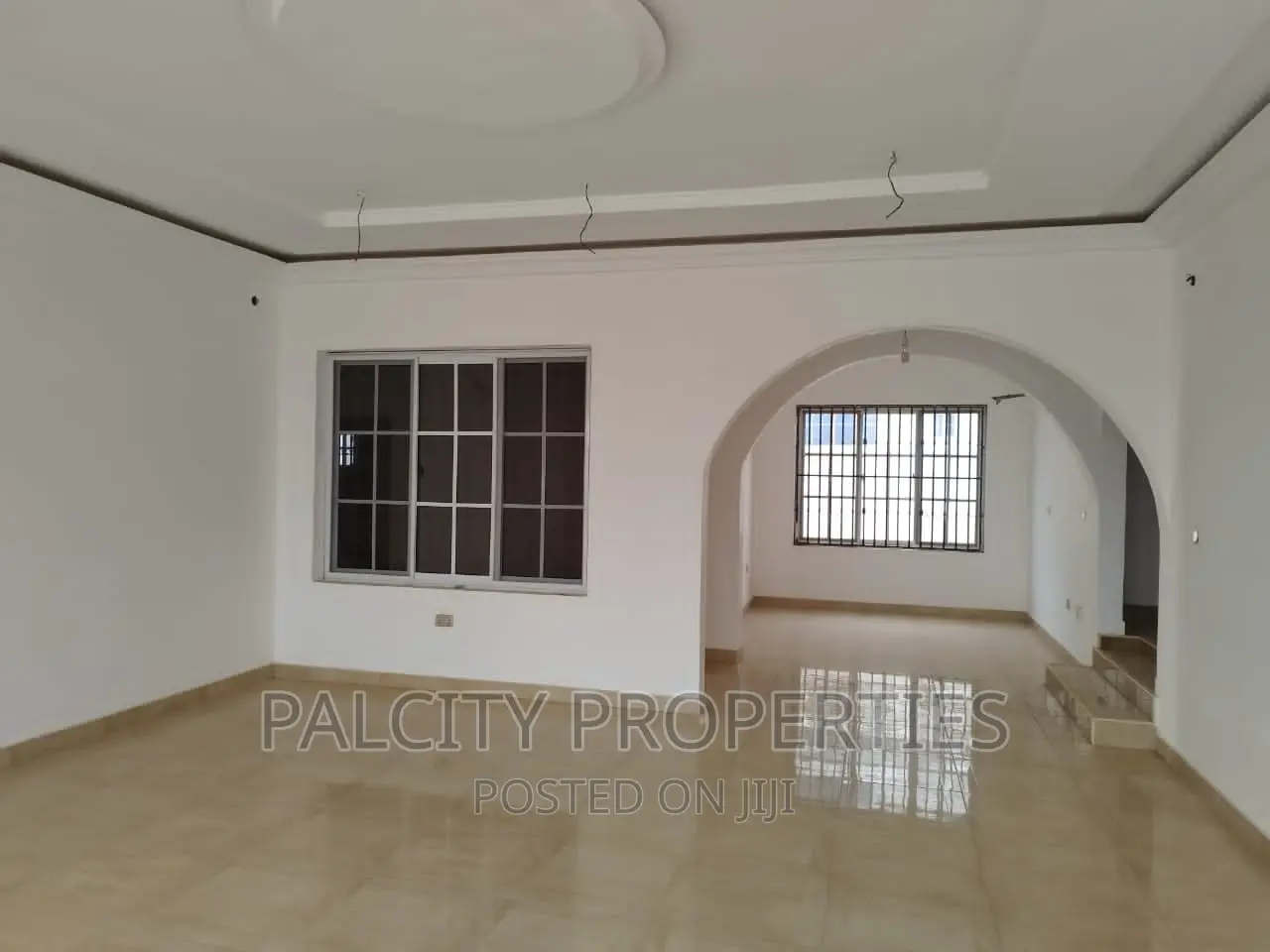 5bdrm House in Diamond Hills, Kumasi Metropolitan for sale