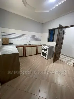 4bdrm House in Adonten, Danfa for sale