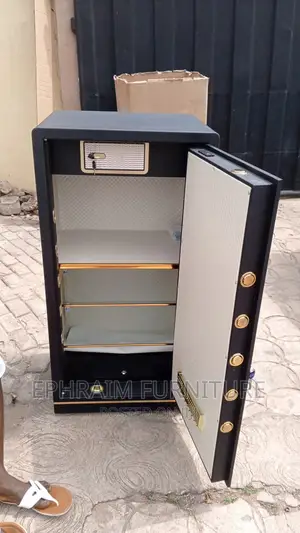 Metal Safe