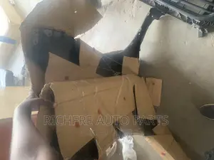 Toyota Hilux 2012 Fender Pair