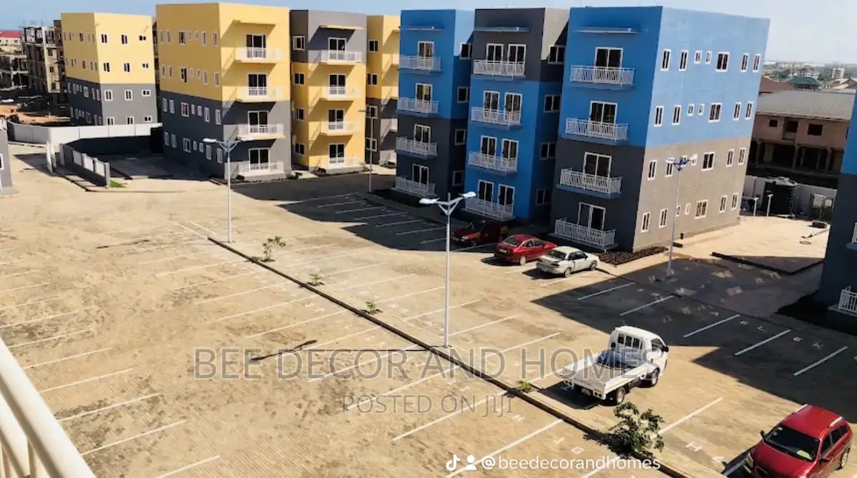 Furnished 2bdrm Apartment in Bee Decor & Homes, Tema Metropolitan