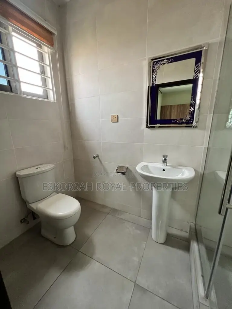 2bdrm Apartment in School  Junction for rent