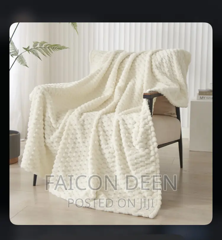 Thick ,Soft Luxurious Fluffy Throw Blankets