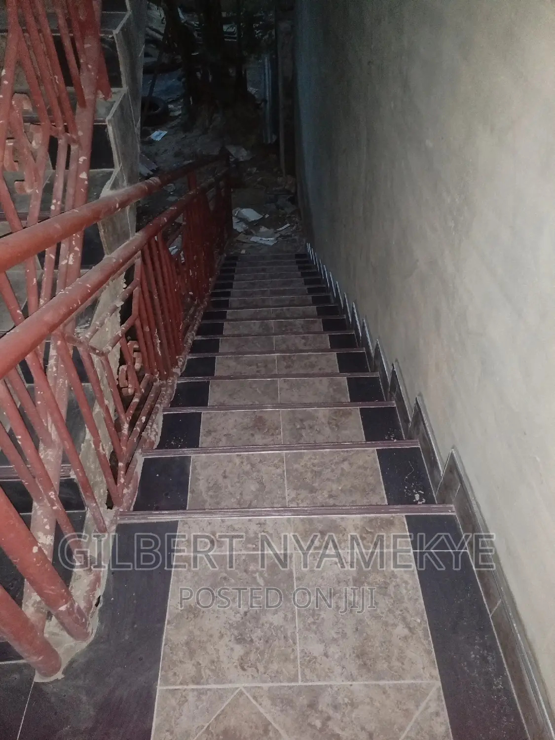 Professional and Good Tiler for Your Project