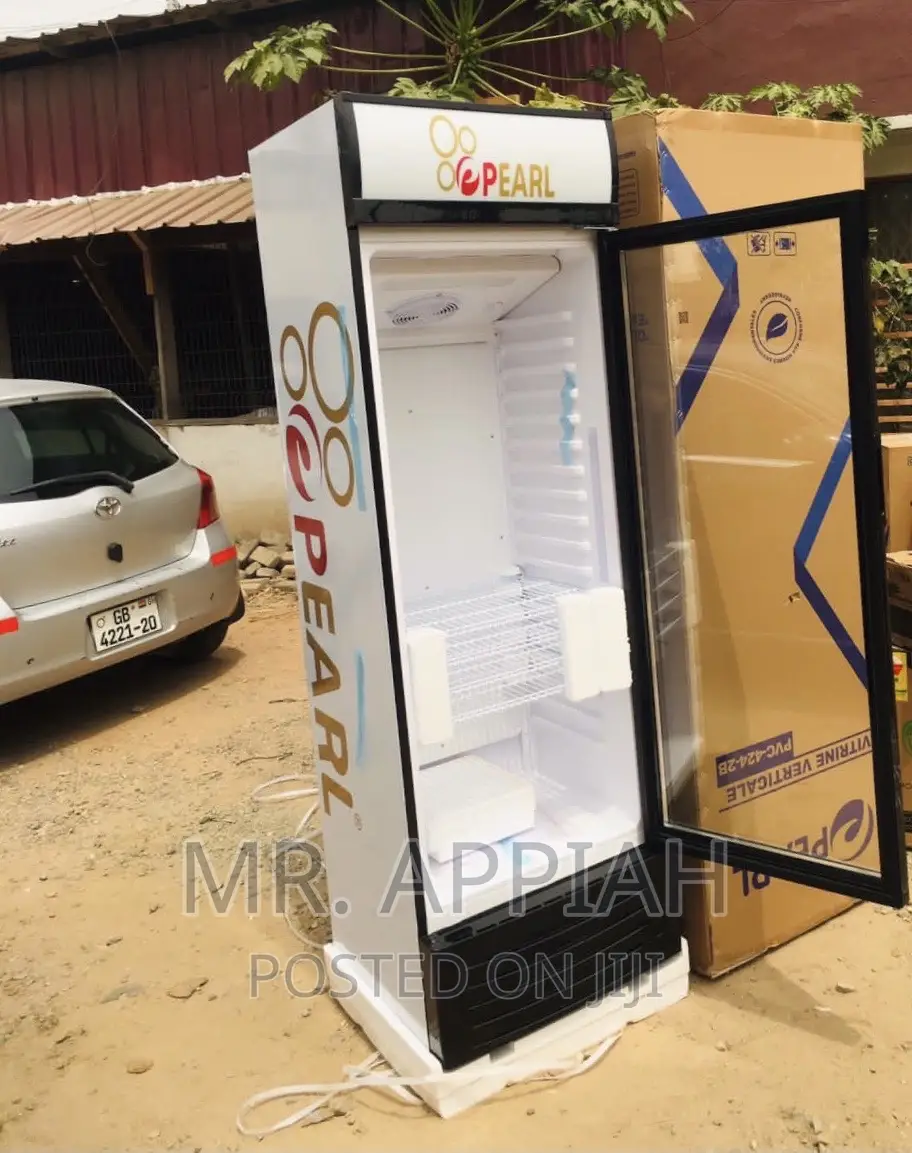 Energy Sufficient Pearl PVC-424 Single Door Display Fridge.