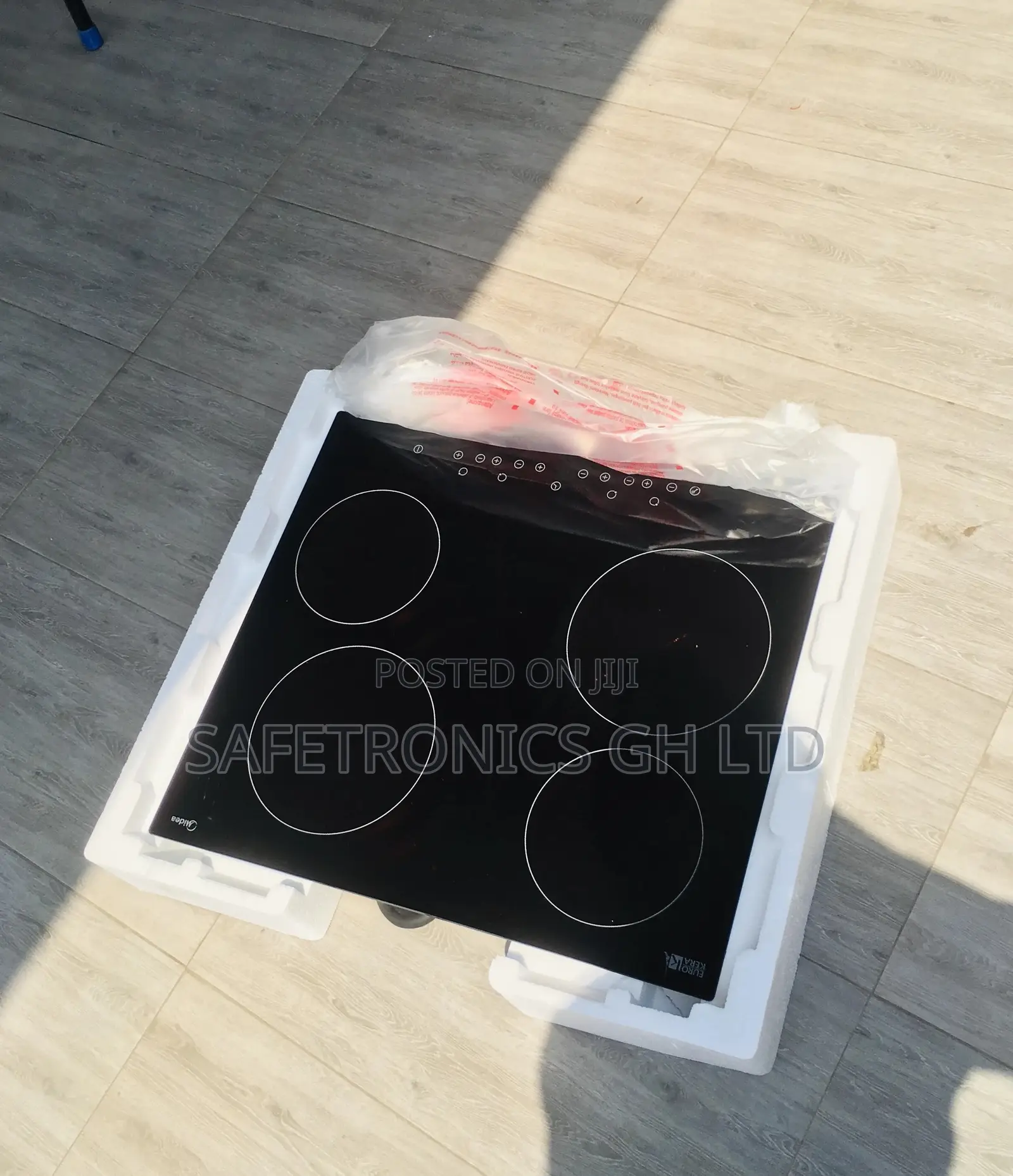 MC-HF605 Black Glass Electric Midea 4 Hobs Cooker
