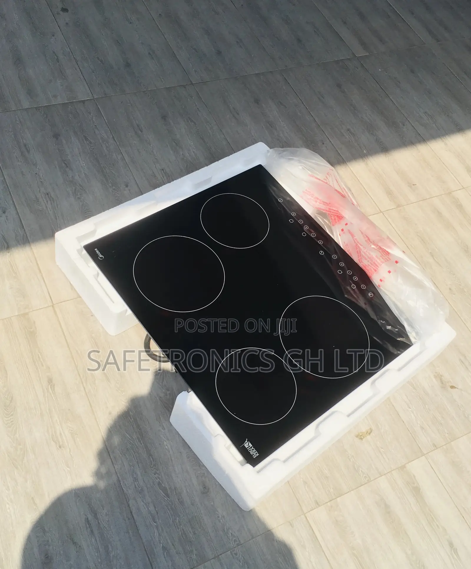 Black Electric Midea 5 Hobs Glass MC-HF605 Cooker