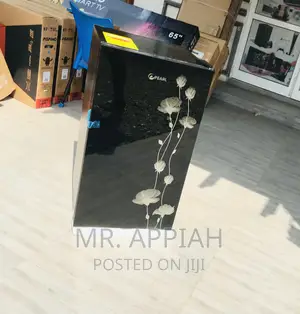 Extremely Chilling Pearl PF-109 Single Door Fridge,Black.