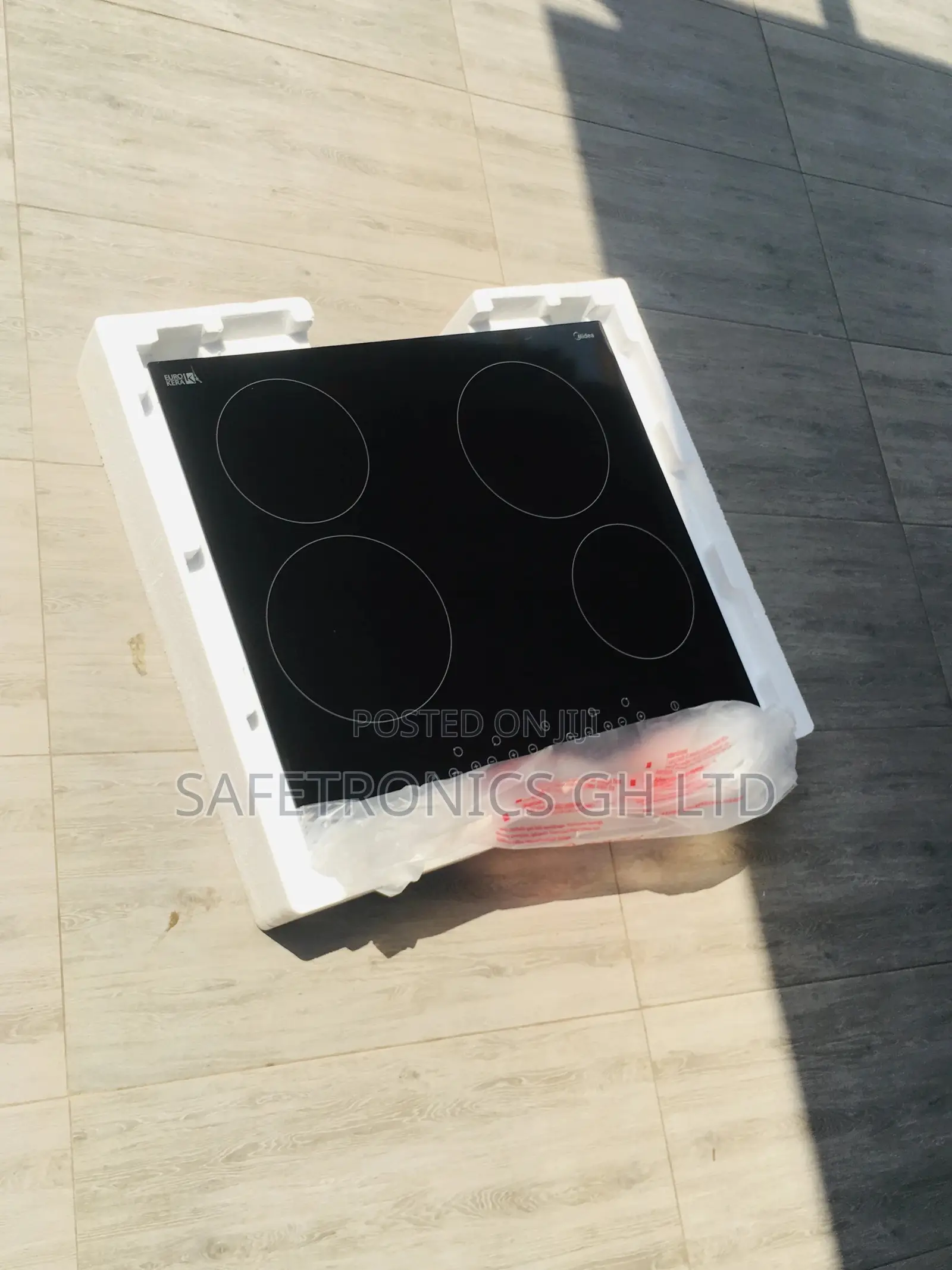 4 Hobs Glass Black Electric Midea MC-HF605 Cooker