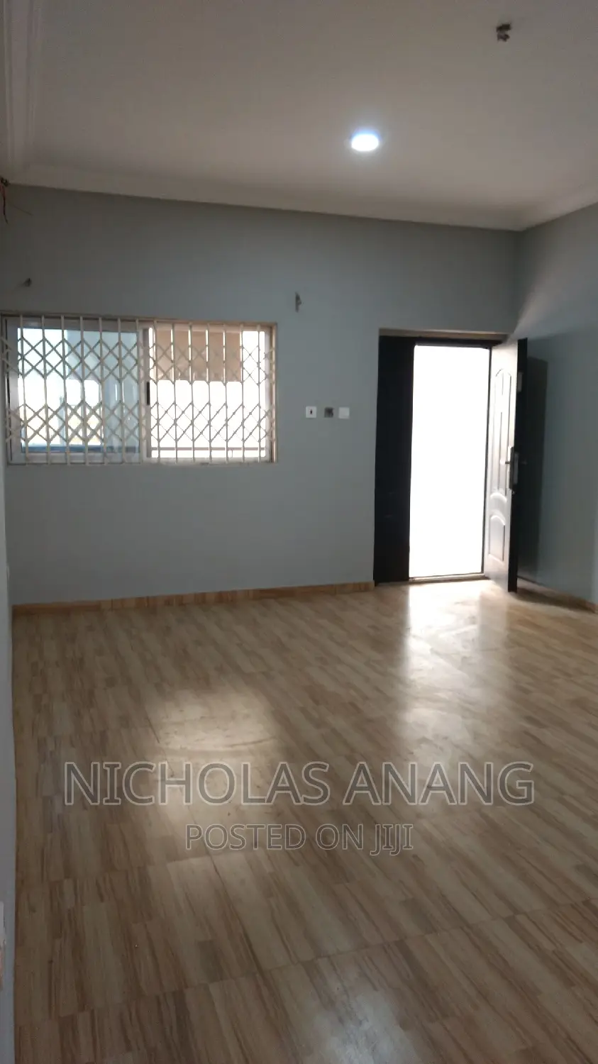 2bdrm Apartment in Dorns Properties, New Town for rent