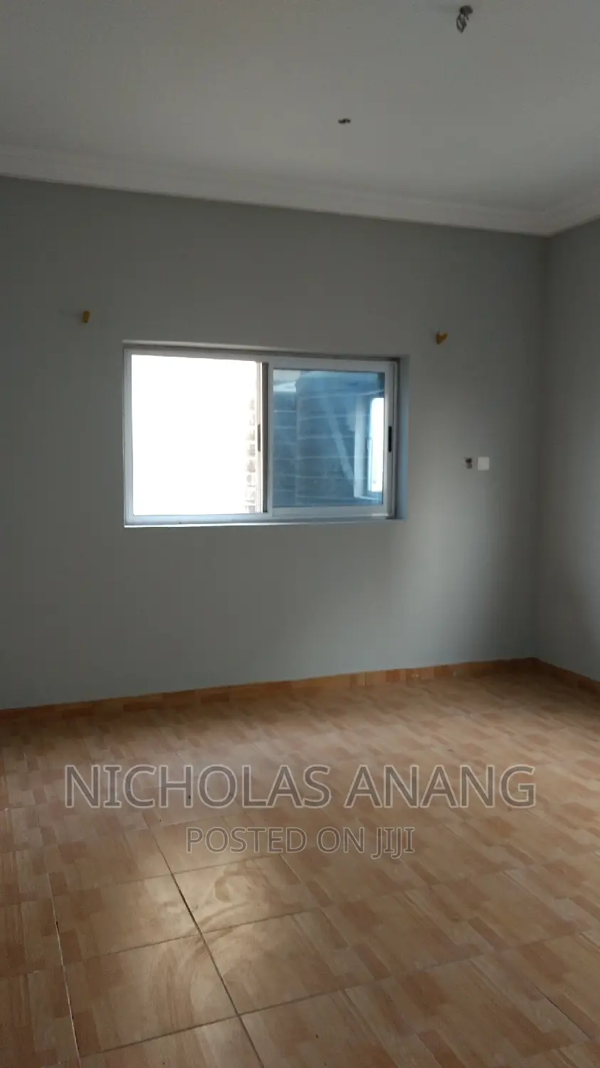 2bdrm Apartment in Dorns Properties, New Town for rent