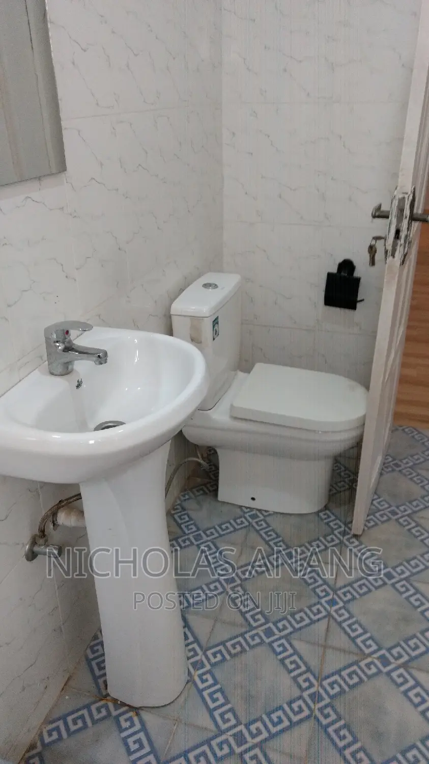 2bdrm Apartment in Dorns Properties, New Town for rent