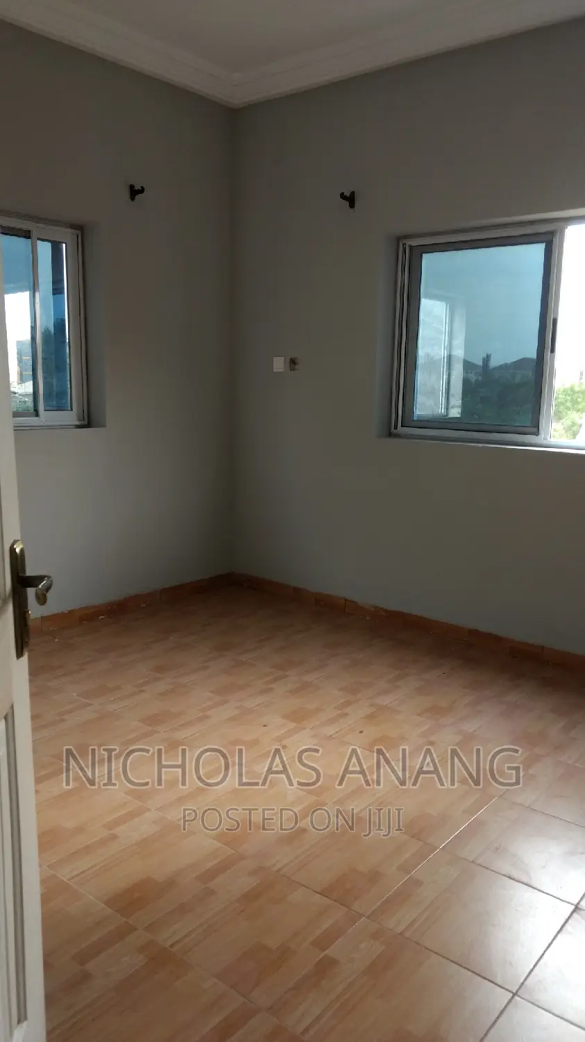 2bdrm Apartment in Dorns Properties, New Town for rent