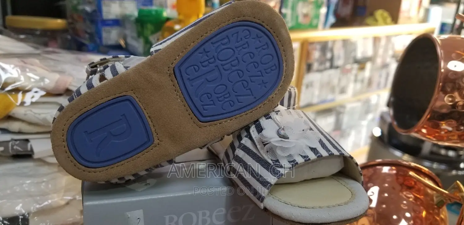 ROBEEZ First Kids Wear ( 18-24 Months)