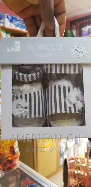 ROBEEZ First Kids Wear ( 18-24 Months)