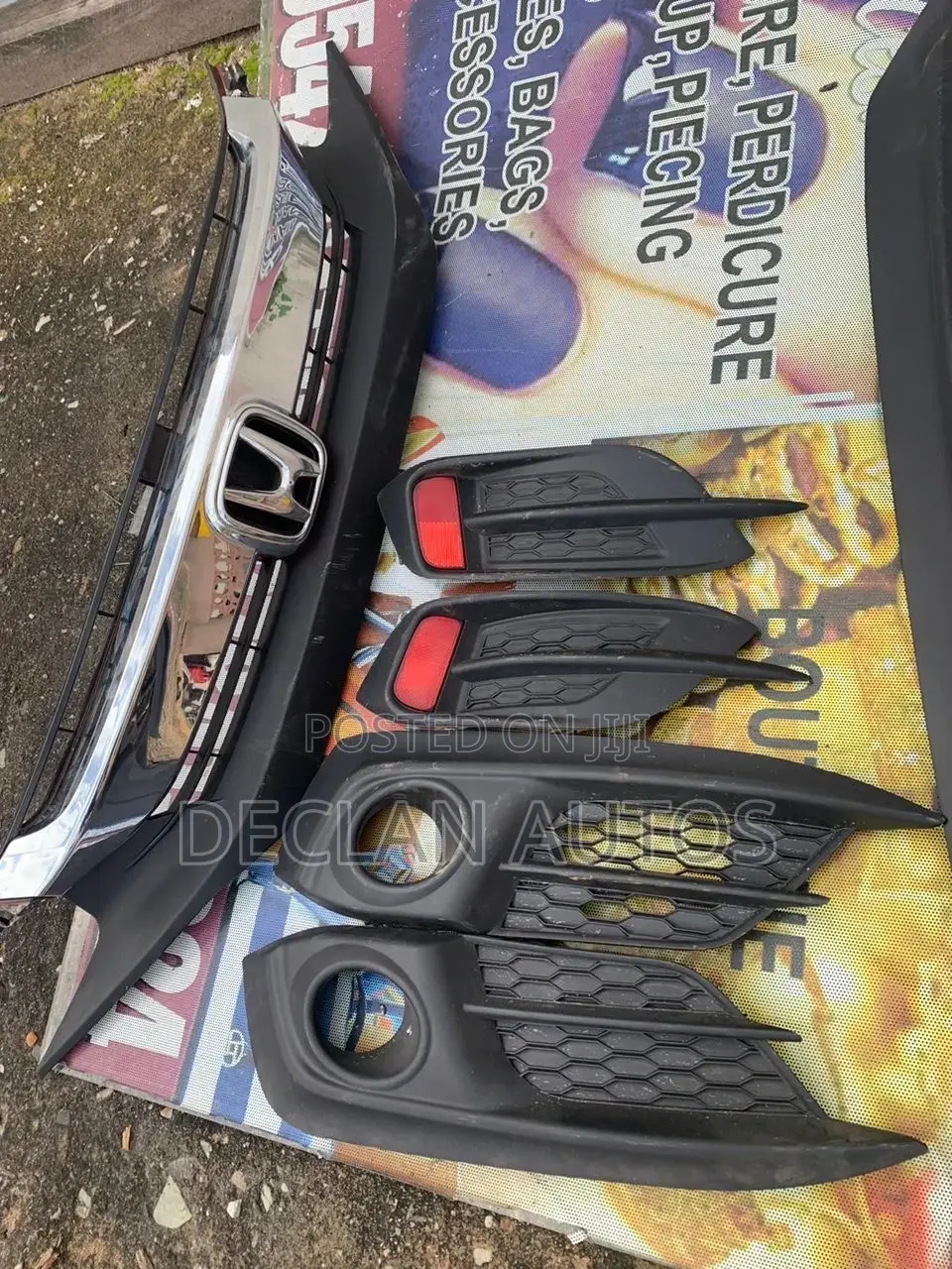Honda Civic FC Original Grill Fog Lamp Cover