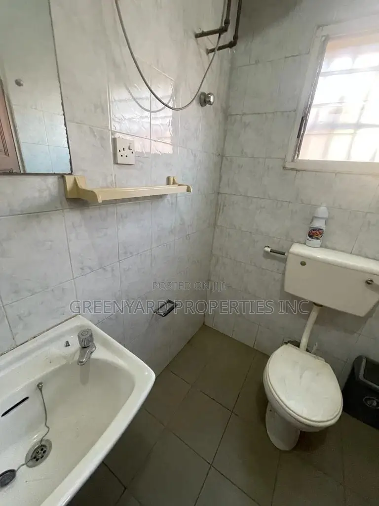 4bdrm House in East Legon for rent