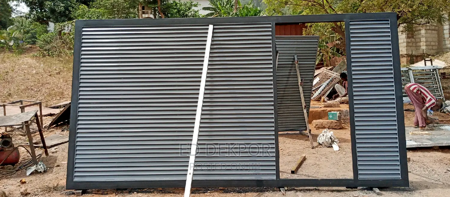 Black and Gray Metal Gate