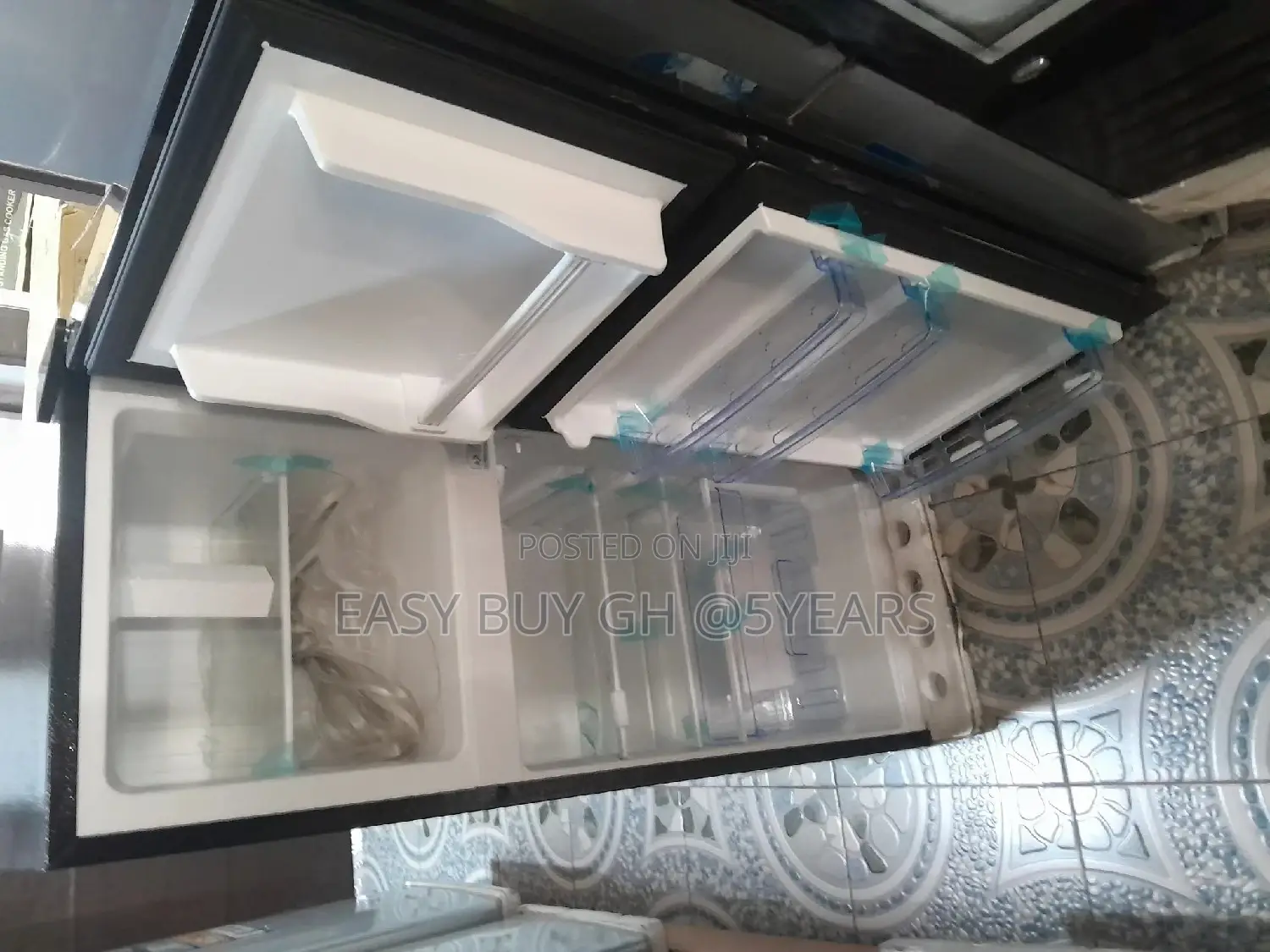 Fresh in Box Modern Refrigerator Westpool