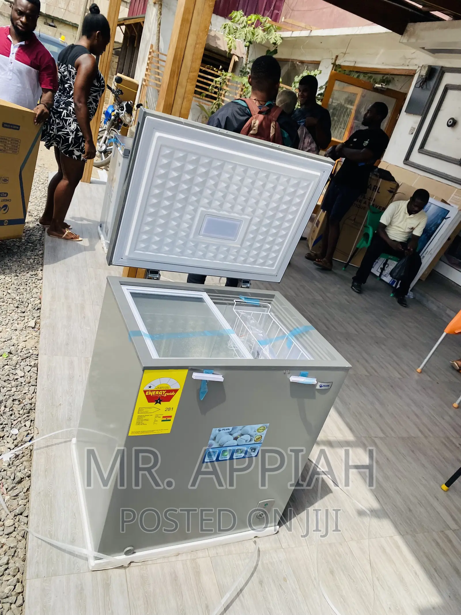 Extremely Chilling Pearl PCF-208 1 Door Electric Freezer.
