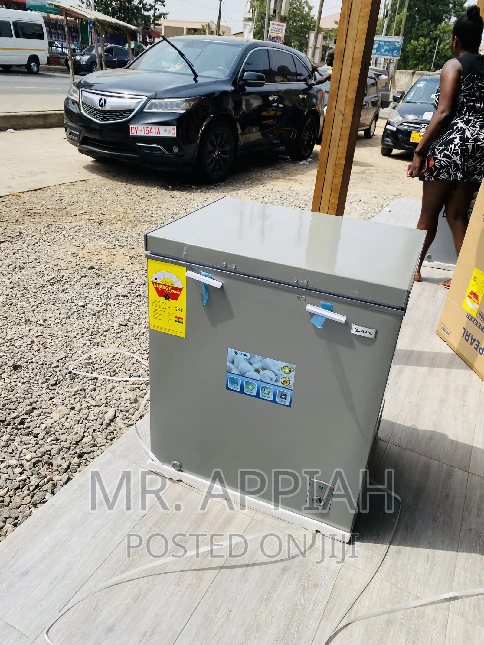 Unique Pearl PCF-208 Single Door Electric Fridge(Gray).